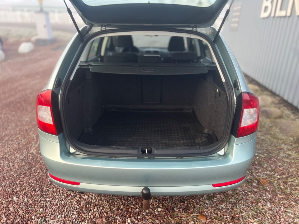 Skoda Octavia 1,4 TSi 122 Ambiente Combi 5d