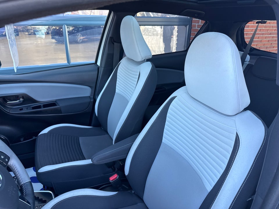 Toyota Yaris 1,5 Hybrid Pure e-CVT 5d