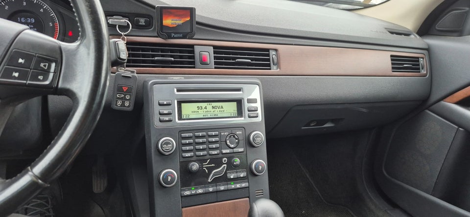 Volvo V70 2,0 D Momentum 5d