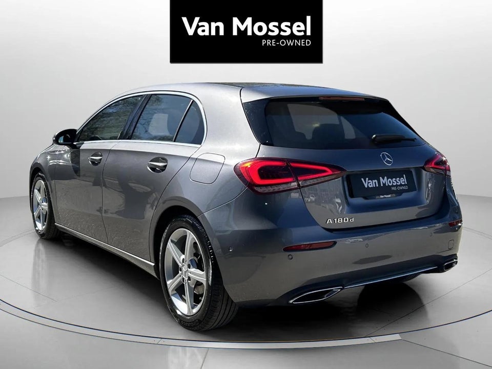 Mercedes A180 d 1,5 Progressive Line aut. 5d