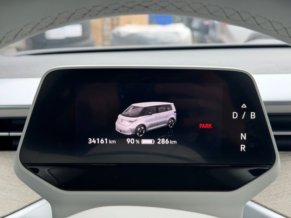 VW ID.Buzz 77 Pro SWB 5d