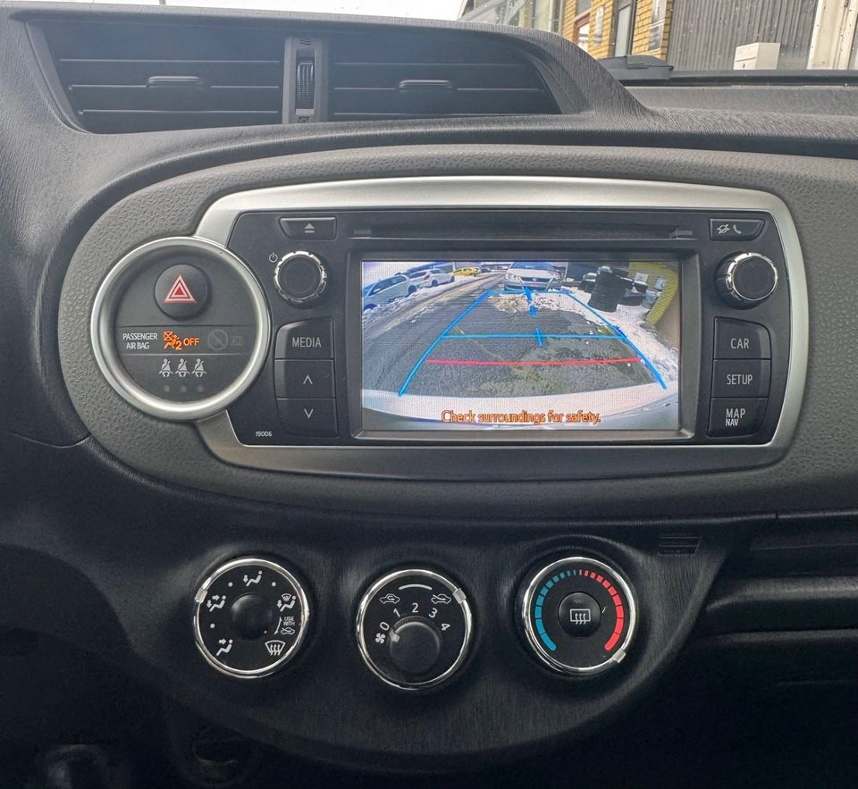 Toyota Yaris 1,0 VVT-i T2 Touch 5d