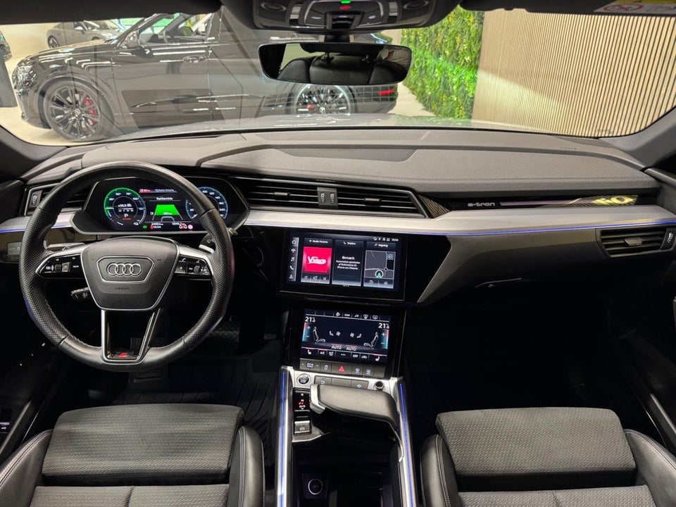 Audi e-tron 55 S-line quattro 5d