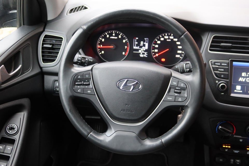 Hyundai i20 1,25 Style 5d