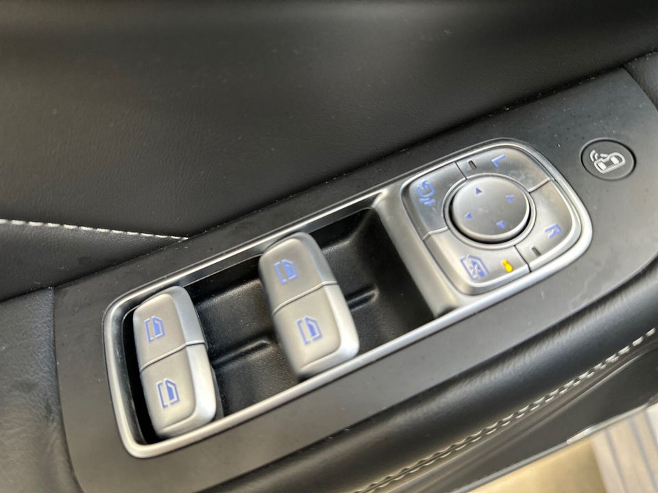 MG Marvel R Luxury 5d