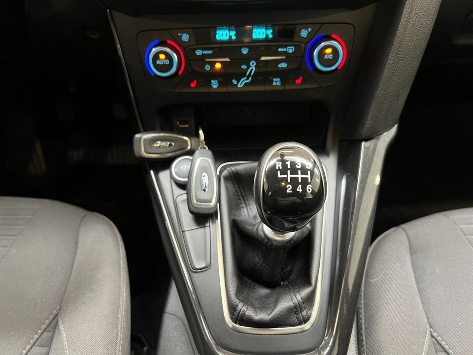 Ford Focus 1,0 SCTi 125 Titanium stc. 5d