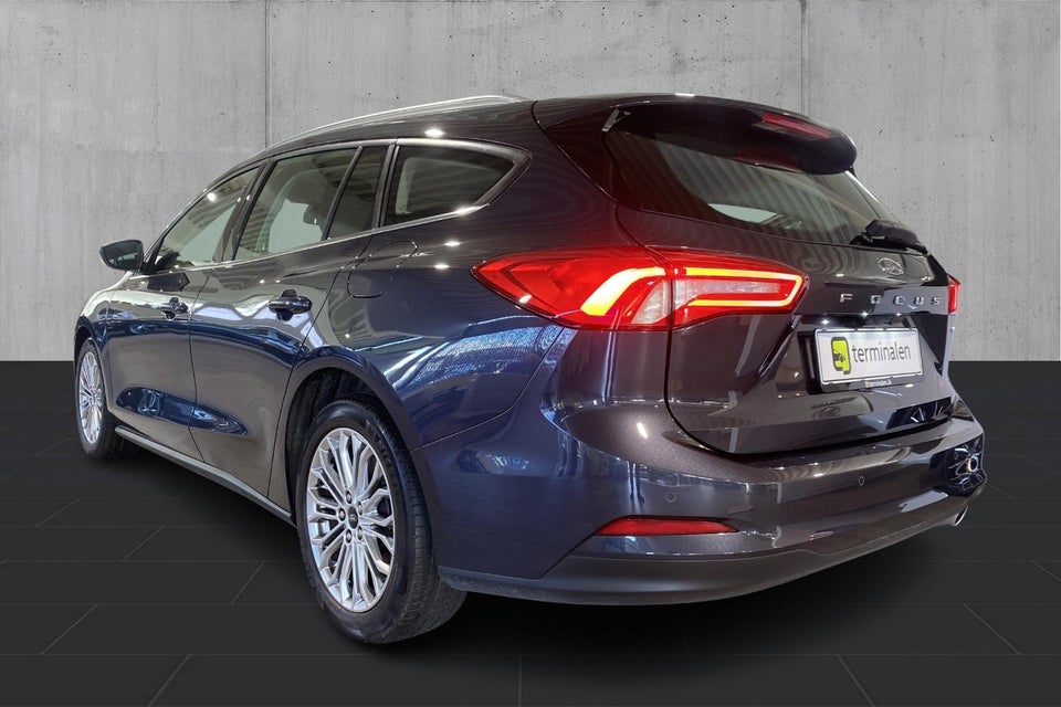 Ford Focus 1,0 EcoBoost mHEV Active stc. 5d