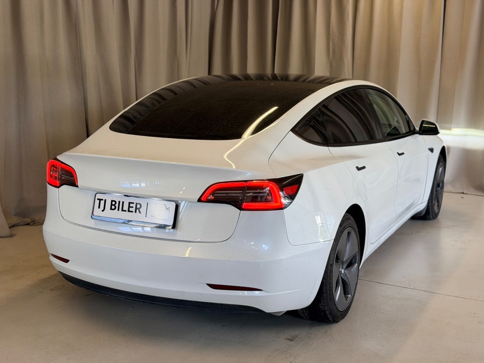 Tesla Model 3 Long Range RWD 4d