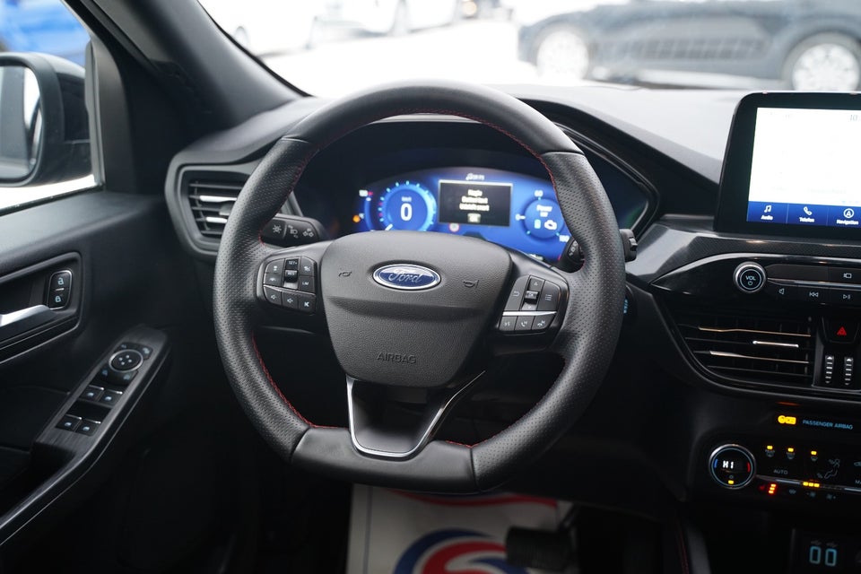 Ford Kuga 2,5 PHEV ST-Line X CVT 5d