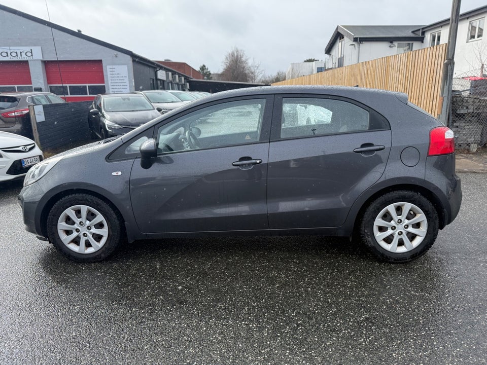 Kia Rio 1,2 CVVT Style+ 5d