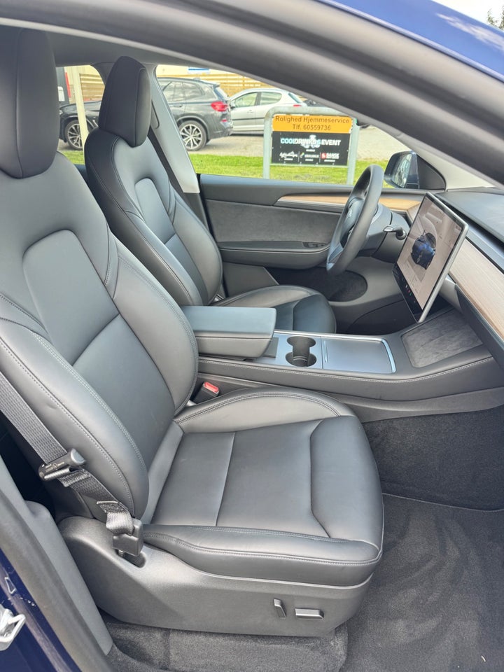 Tesla Model Y RWD 5d
