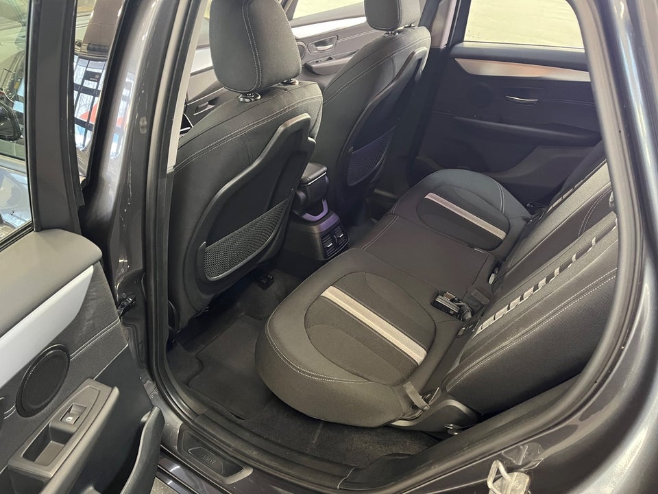 BMW 220i 2,0 Active Tourer Advantage aut. 5d