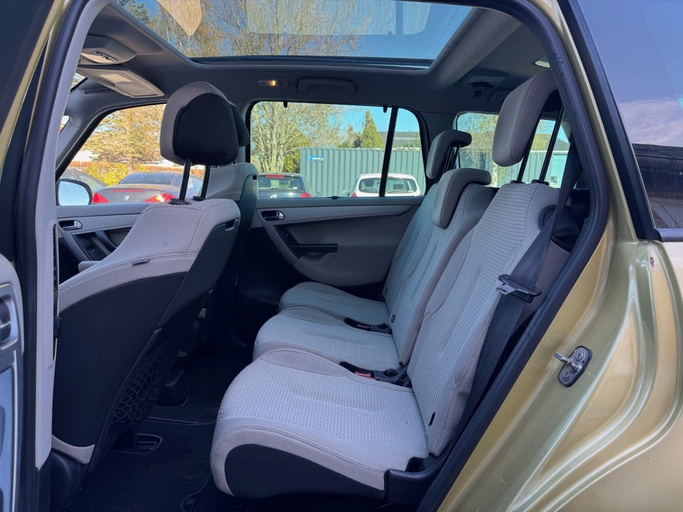 Citroën Grand C4 Picasso 2,0 HDi 138 Exclusive E6G 7prs 5d