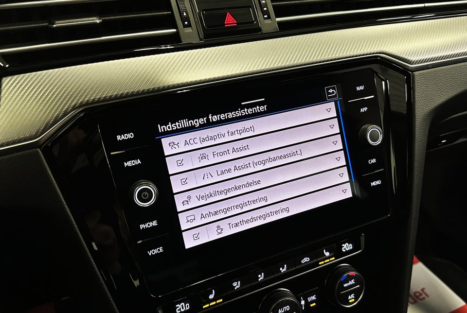 VW Passat 2,0 TSi 190 R-line Variant DSG 5d