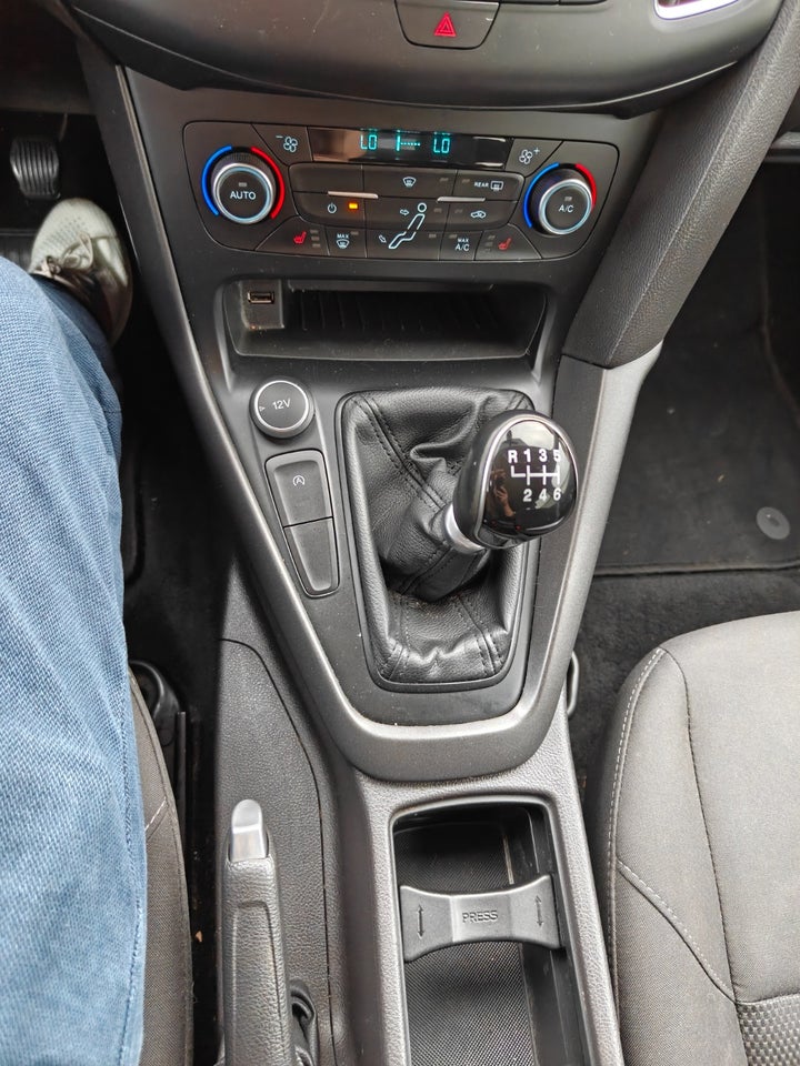Ford Focus 1,0 SCTi 125 Fun stc. 5d