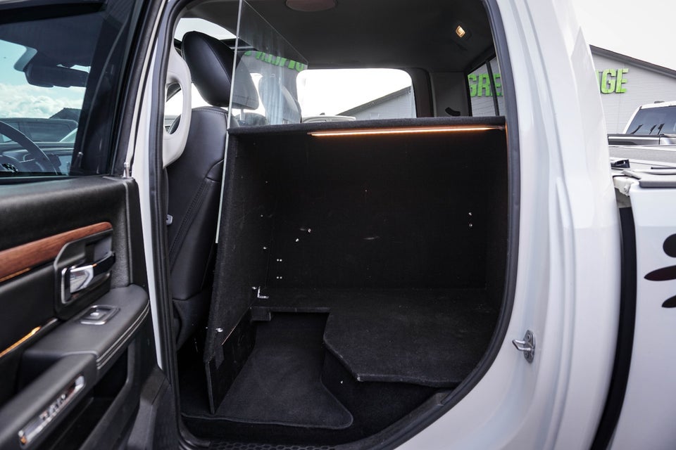 Dodge RAM 1500 5,7 V8 Laramie Crew Cab aut. 4x4 4d