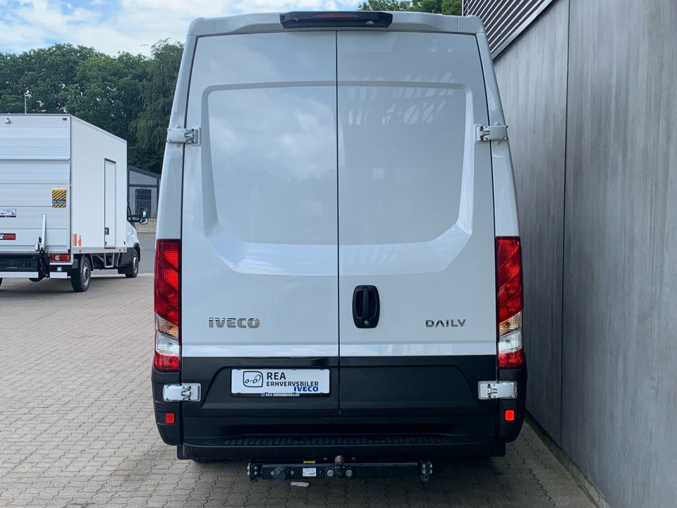 Iveco Daily 3,0 35S18 12m³ Van AG8