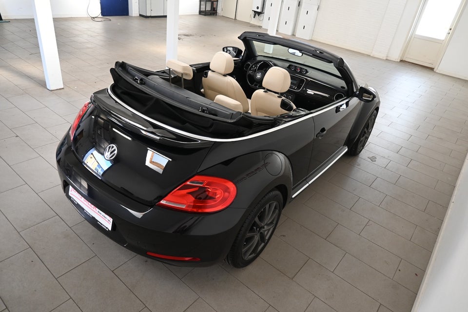 VW The Beetle 1,2 TSi 105 Design Cabriolet BMT 2d