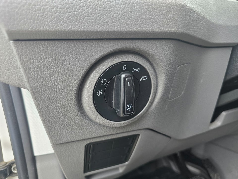 VW Crafter 35 2,0 TDi 177 Kassevogn L4H3 aut.