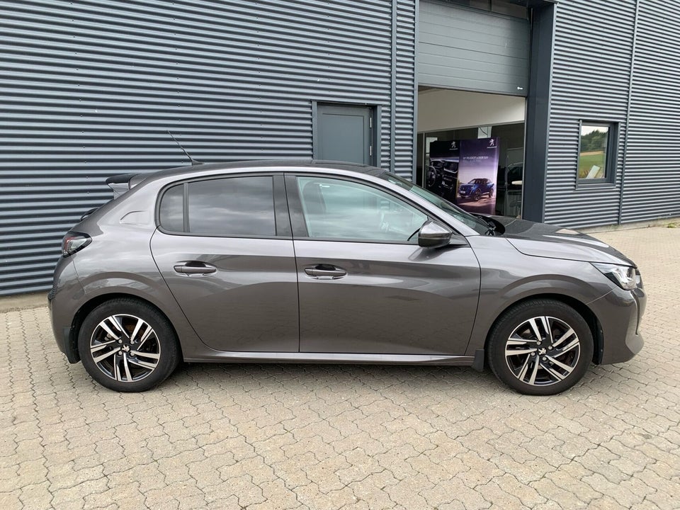Peugeot 208 1,2 PureTech 100 Evolution EAT8 5d