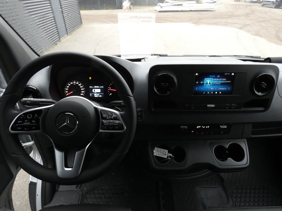 Mercedes Sprinter 317 2,0 CDi A3 Kassevogn aut. RWD