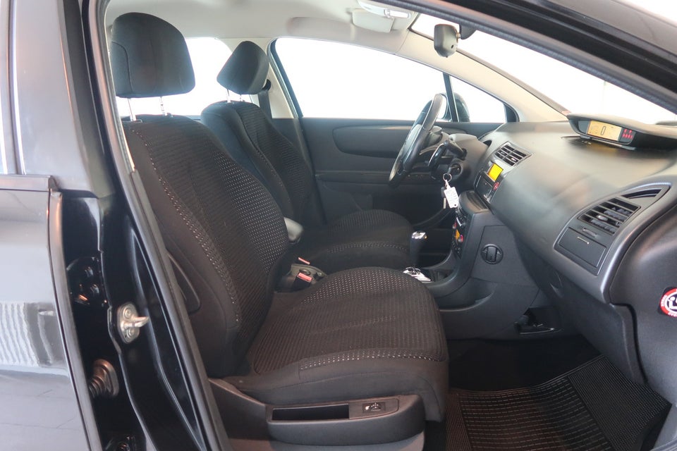 Citroën C4 1,6 HDi 110 VTR+ E6G 5d