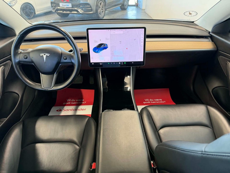 Tesla Model 3 Standard Range+ RWD 4d