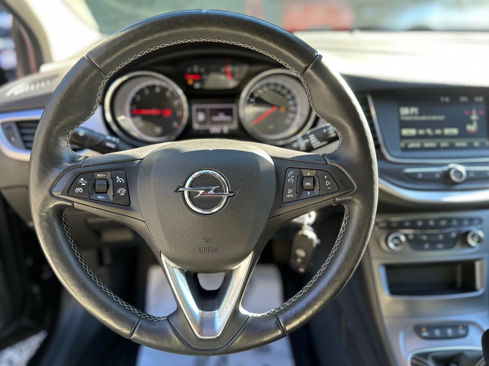 Opel Astra 1,4 T 125 Enjoy Sports Tourer 5d