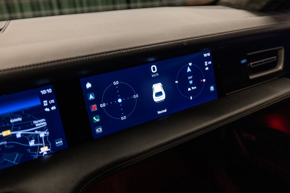 Porsche Taycan 4 Performance+ Cross Turismo 5d