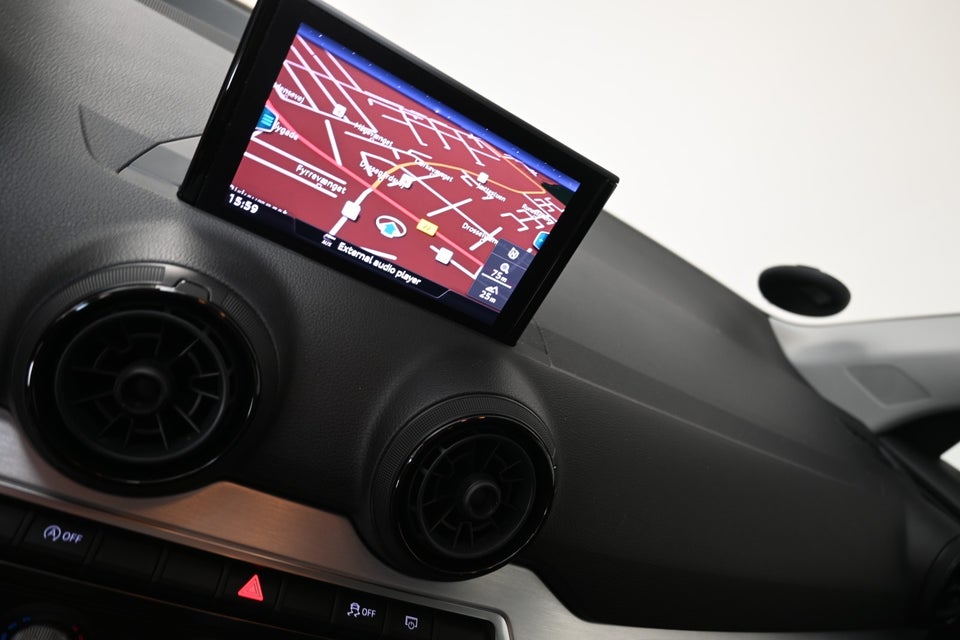 Audi Q2 1,4 TFSi 150 Sport S-tr. 5d