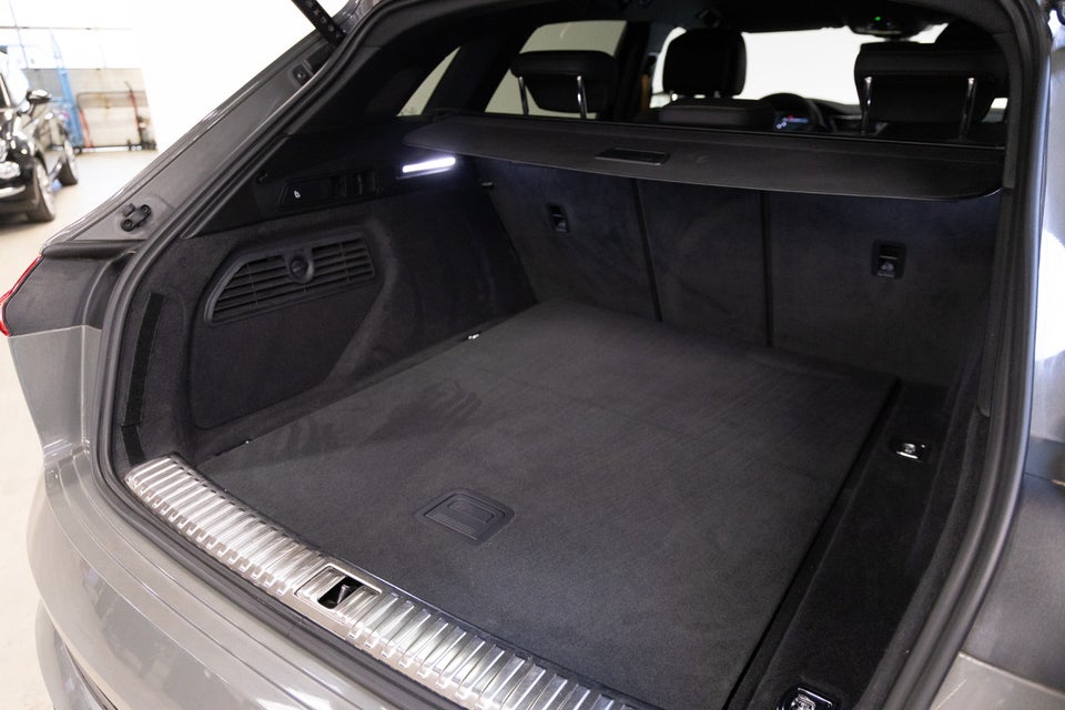 Audi e-tron 55 Black Edition S-line quattro 5d