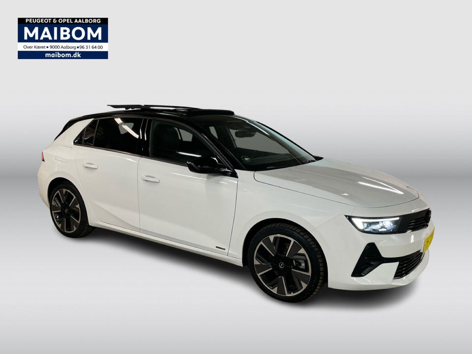 Opel Astra-e 54 Ultimate 5d