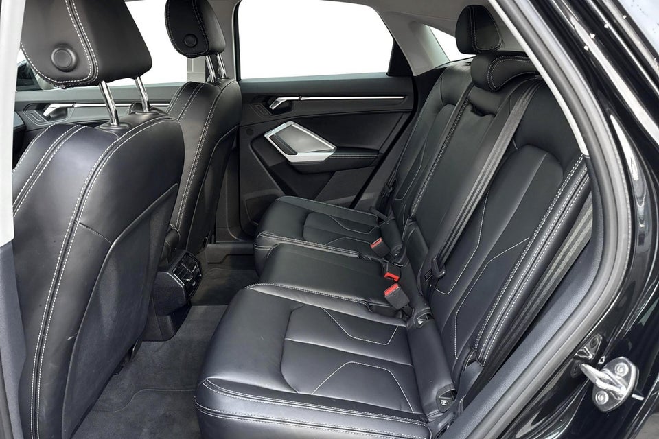 Audi Q3 45 TFSi e Attitude plus Sportback S-tr. 5d