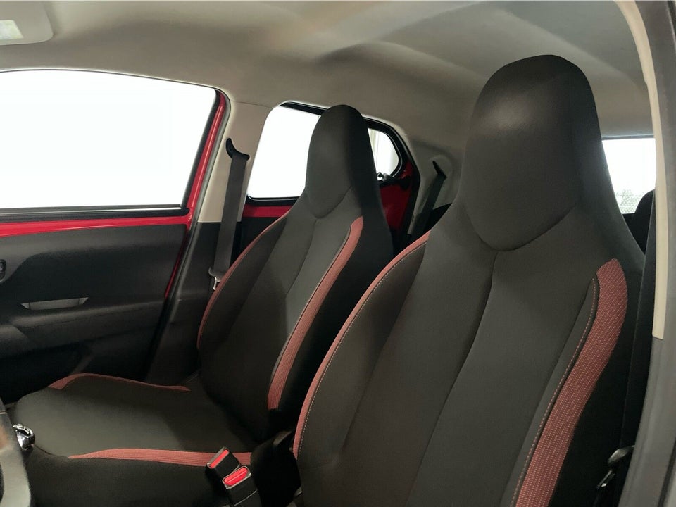 Toyota Aygo 1,0 VVT-i x-cite 5d