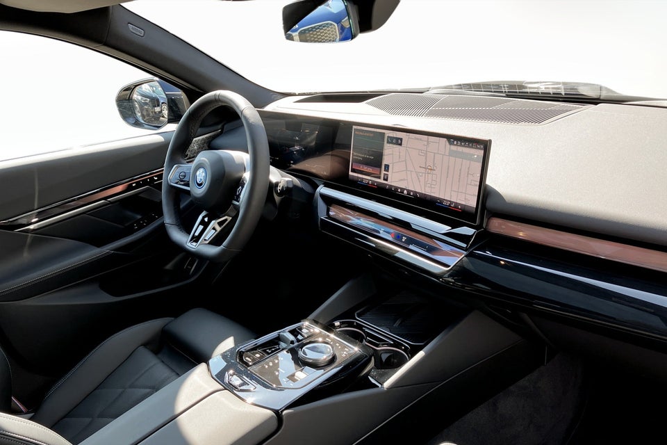 BMW i5 eDrive40 Touring Supercharged 5d