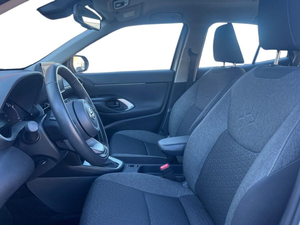 Toyota Yaris Cross 1,5 Hybrid Active Tech e-CVT 5d
