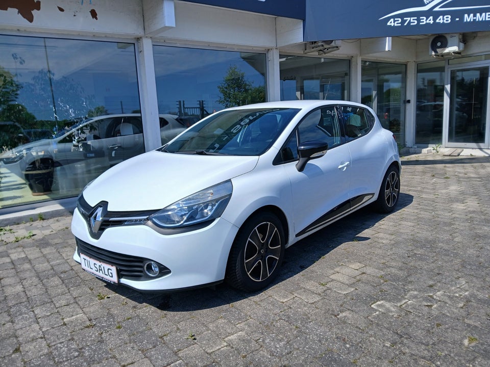 Renault Clio IV 0,9 TCe 90 Expression 5d