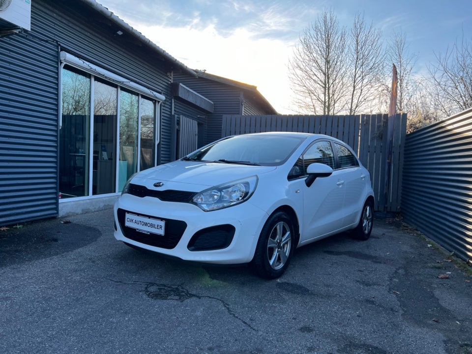 Kia Rio 1,1 CRDi 75 Limited 5d