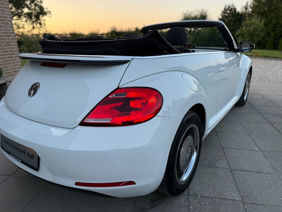 VW The Beetle 1,2 TSi 105 Design Cabriolet 2d