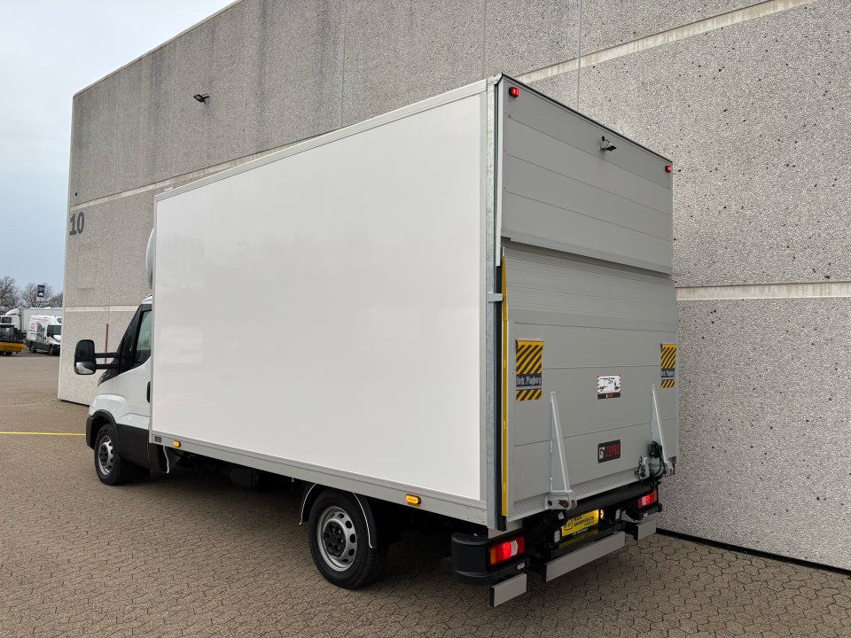 Iveco Daily 3,0 35S18 4100mm Alukasse m/lift AG8