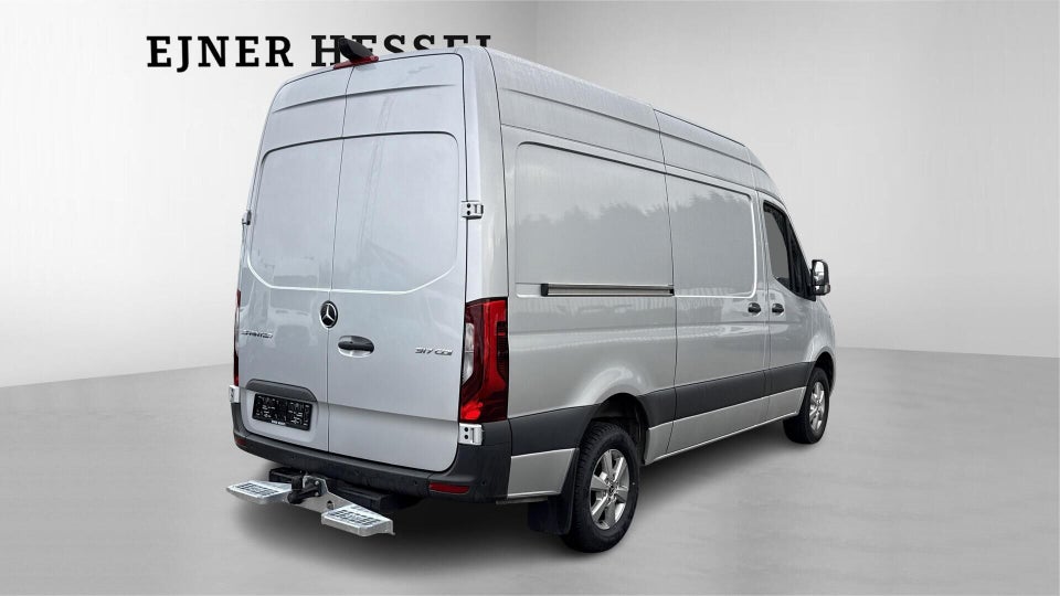 Mercedes Sprinter 317 2,0 CDi A2 Kassevogn aut. RWD