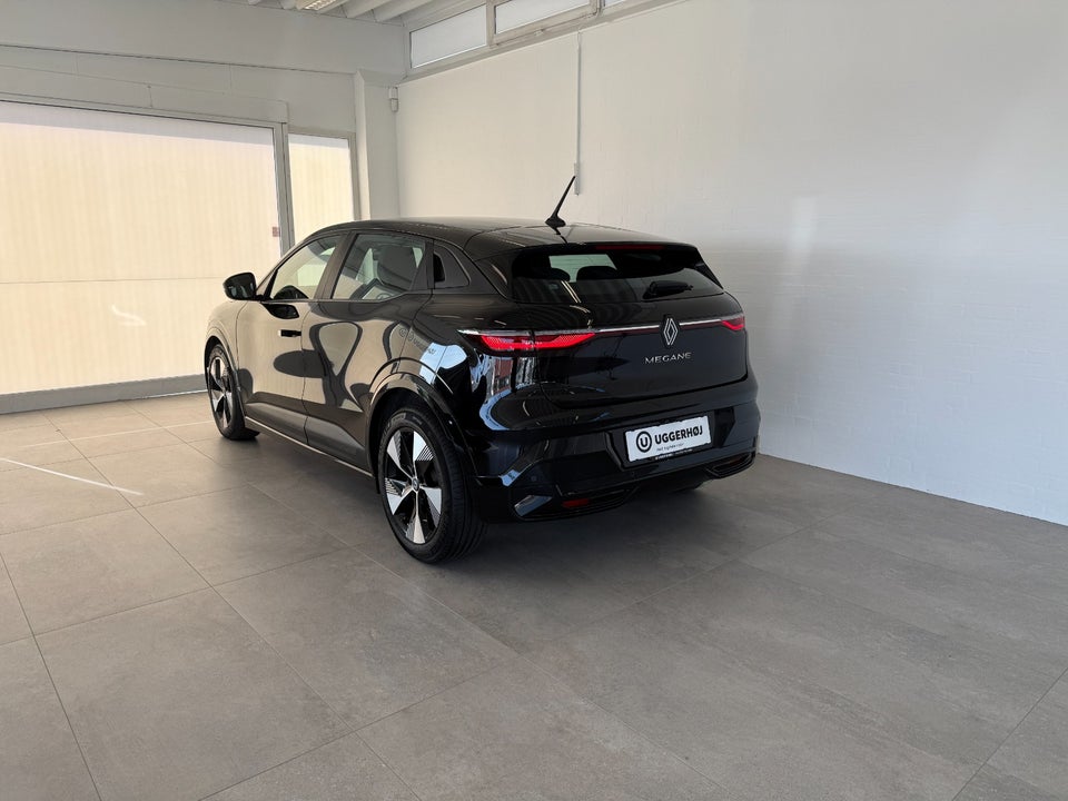 Renault Megane E-Tech 40 Equilibre 5d