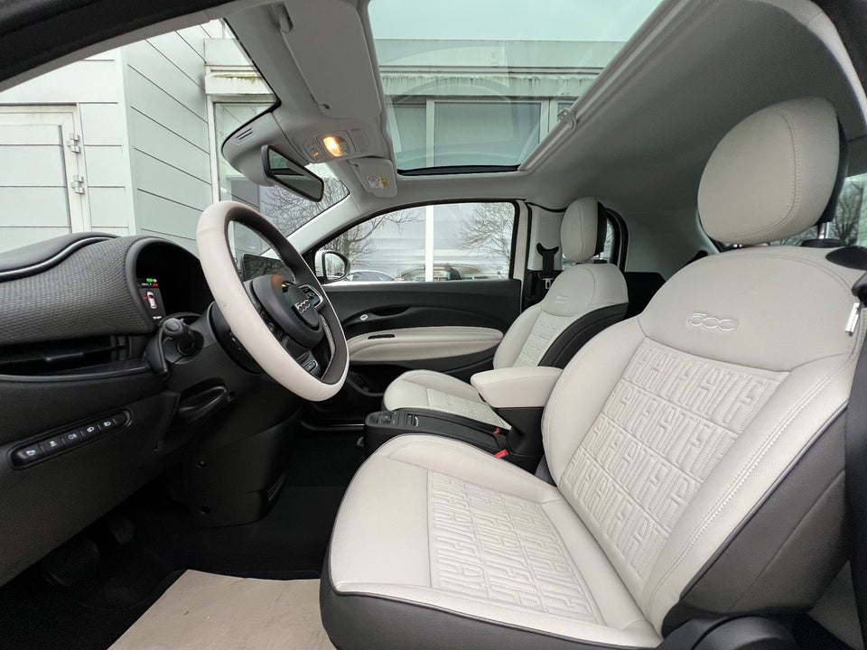 Fiat 500e 42 la Prima 3+1 4d