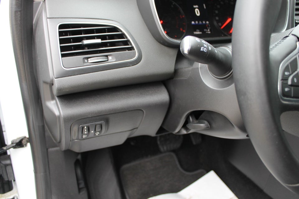 Renault Megane IV 1,5 dCi 115 Intens Sport Tourer EDC Van 5d