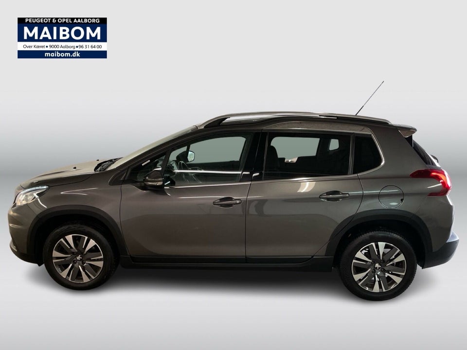 Peugeot 2008 1,2 e-THP 110 Selection Sky 5d