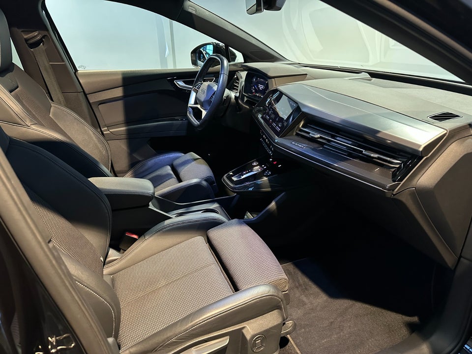 Audi Q4 e-tron 40 S-line Sportback 5d