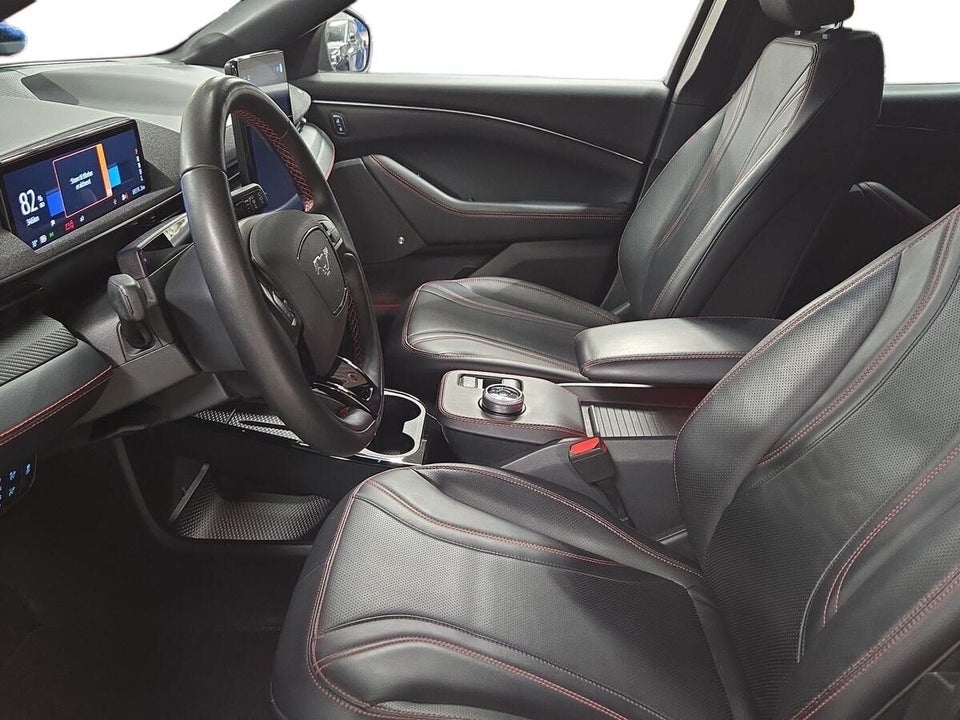 Ford Mustang Mach-E 98 Extended Range AWD 5d