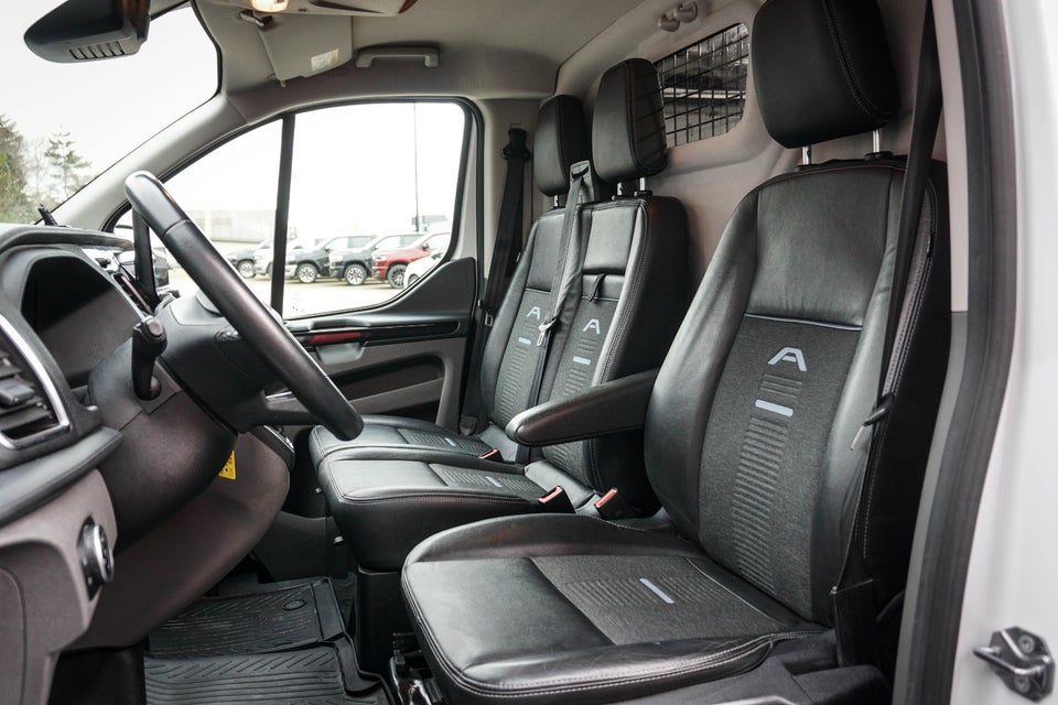 Ford Transit Custom 300L 2,0 TDCi 170 Active aut.