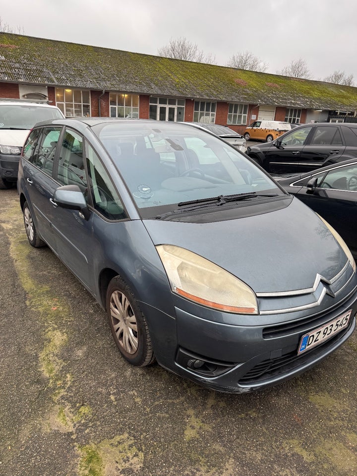 Citroën Grand C4 Picasso 1,8 16V Prestige 7prs 5d