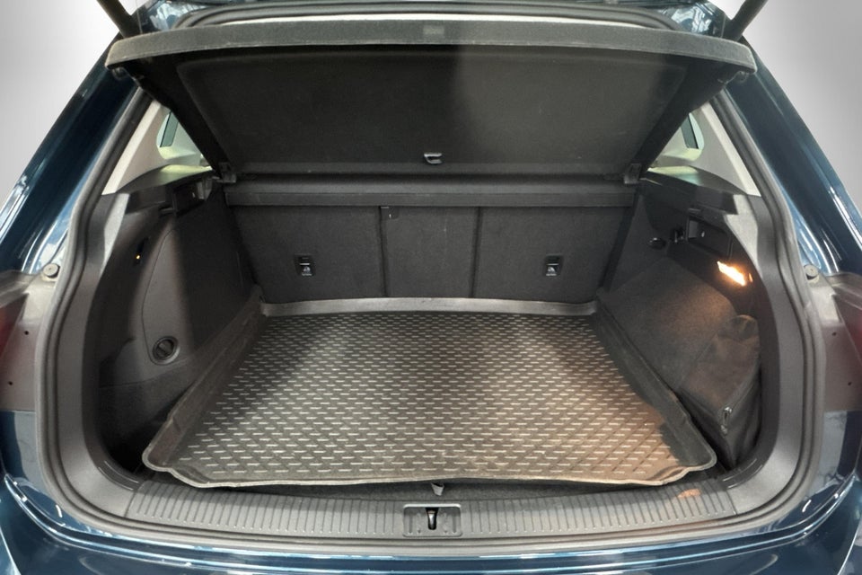 VW Tiguan 1,4 eHybrid Elegance DSG 5d